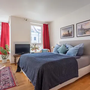  Apartamento Schoenes In Downtown Mitte Mit Balkon Alemania