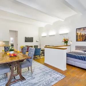  Apartamento The Melchior, Luxury Industry Loft In Mitte Up To 5 Ppl With 2 Bath Alemania